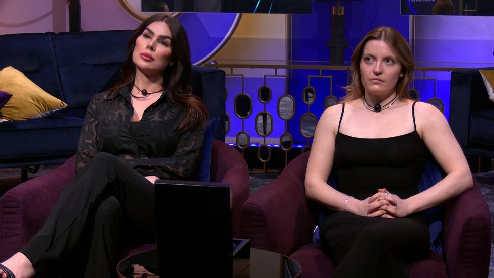 Gabrielle et Fr\u00e9d\u00e9rique lors de l'\u00e9viction \u00e0 Big Brother C\u00e9l\u00e9brit\u00e9s.