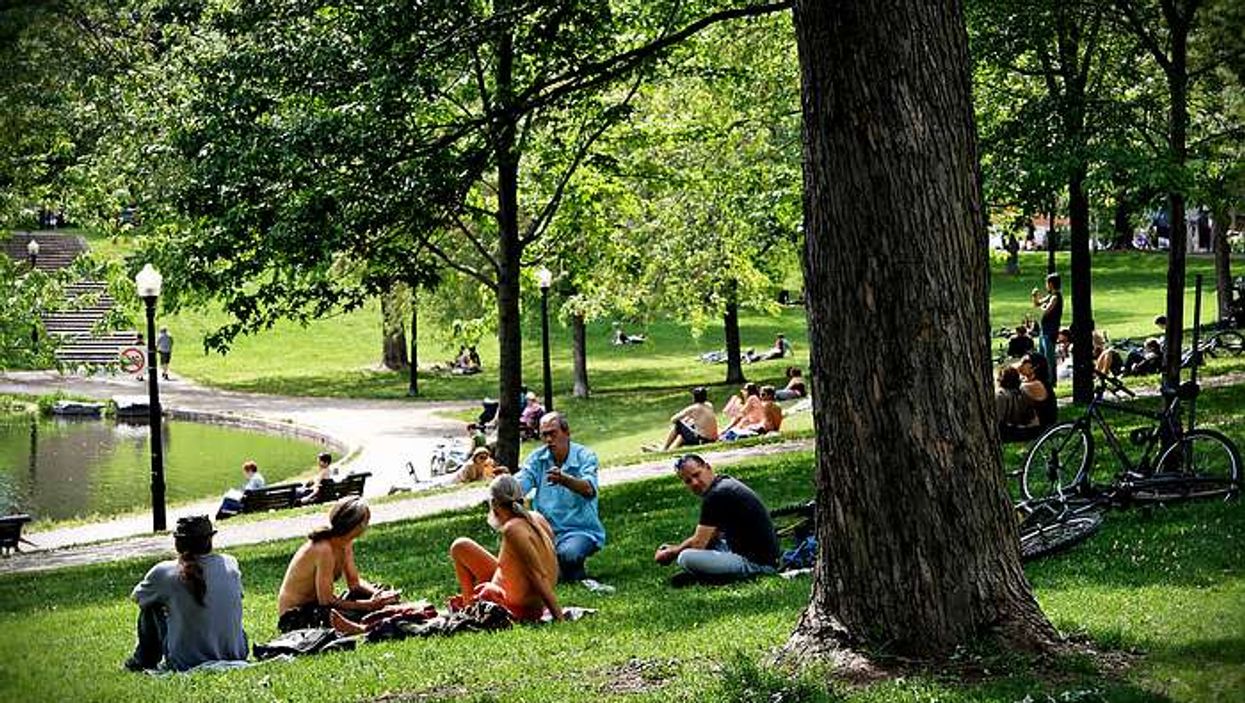 Viens célébrer la fête nationale de la France au parc La Fontaine la semaine prochaine!