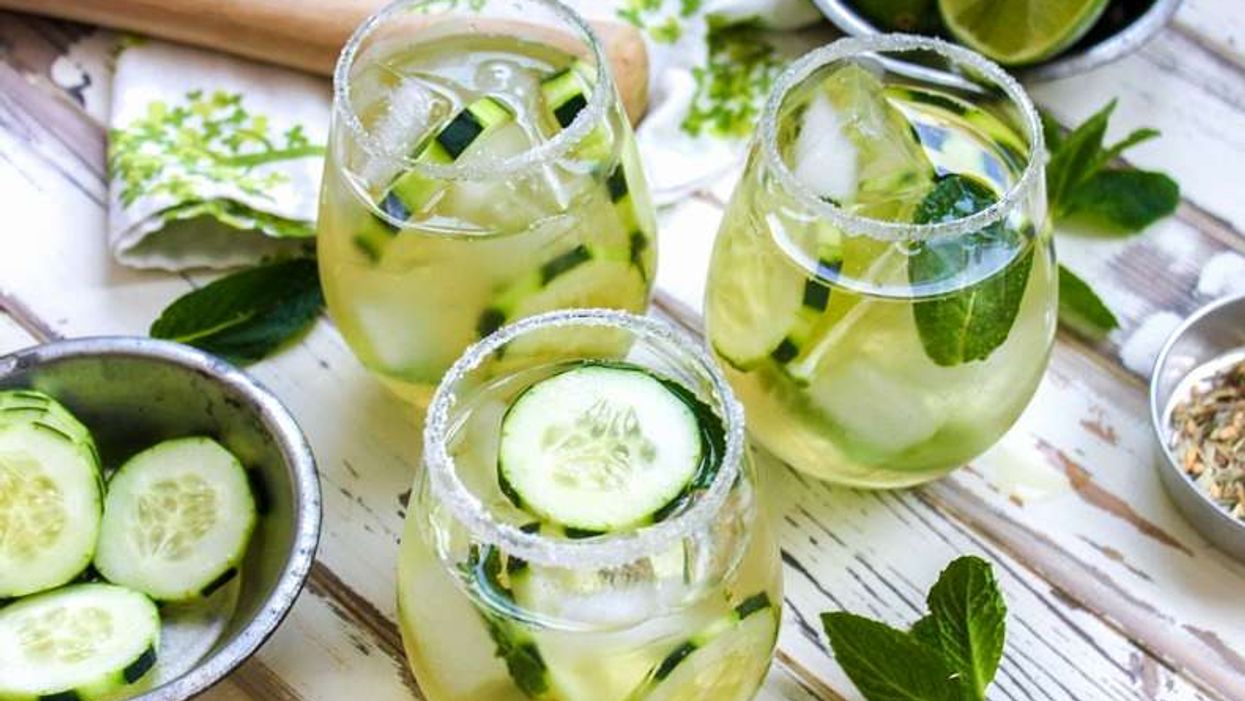 6 idées originales de thés alcoolisés à préparer pour ta visite