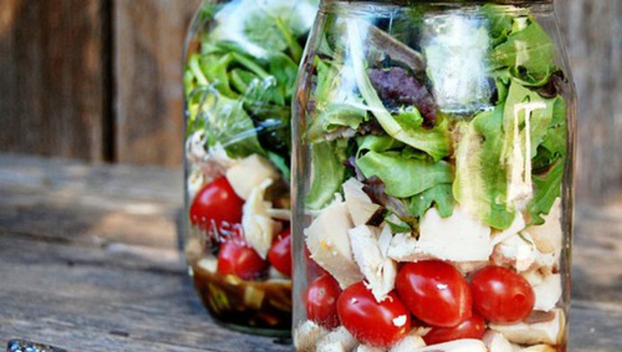 5 recettes de salades en pot délicieuses et faciles à faire