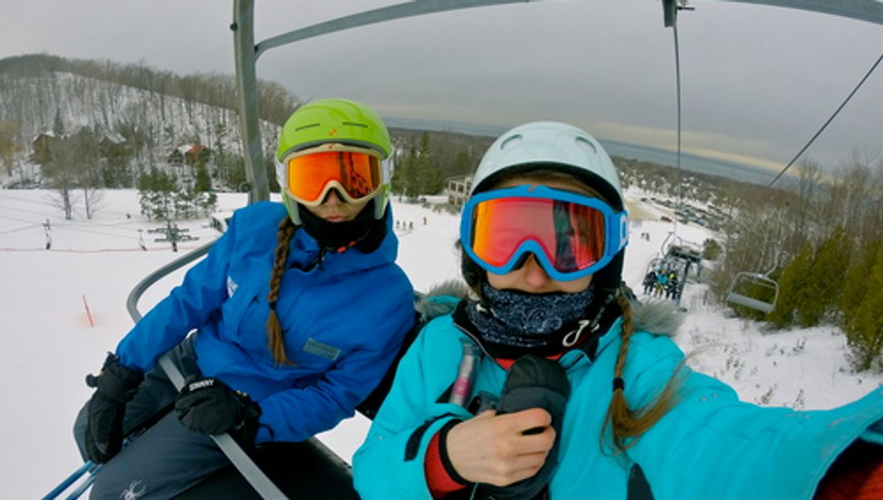 Les 6 meilleurs forfaits (pas chers) pour aller skier près de Montréal cet hiver