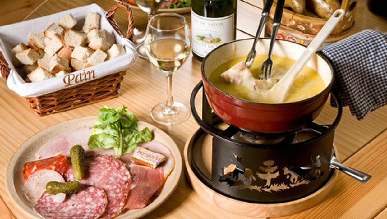 Les 8 meilleures places où amener ta date pour manger de la fondue à Québec