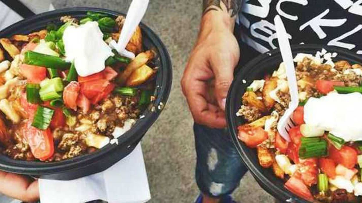 Un ÉNORME festival de poutine débarque à Montréal cette semaine!