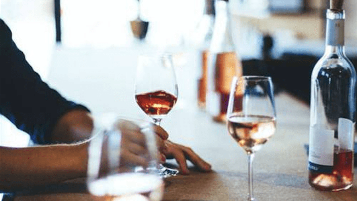 La plus grande dégustation de vin que tu ne veux pas manquer aura bientôt lieu à Montréal