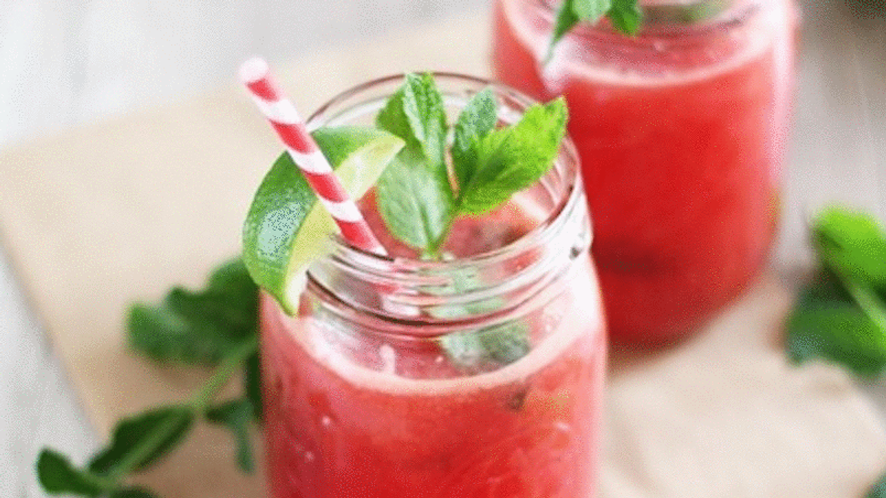 Cette recette de sangria en slush va devenir ta meilleure amie d'brosse cet été