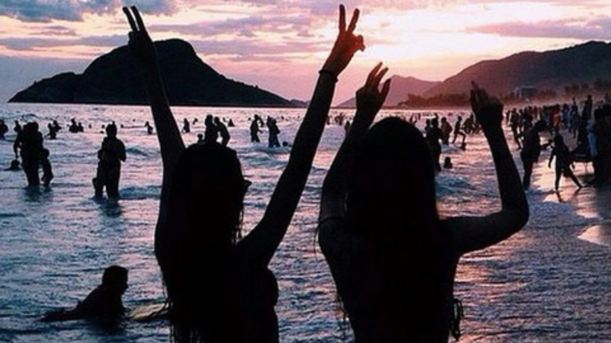 Les 18 destinations voyage où aller faire le party avant d'avoir 30 ans