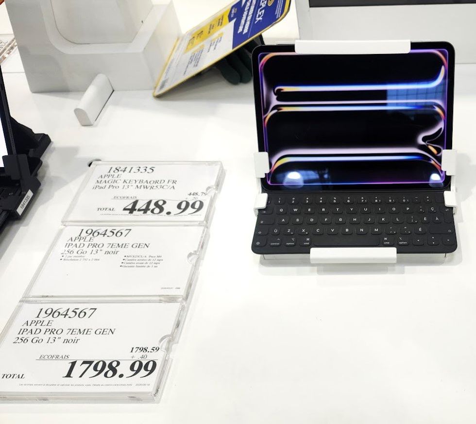 Ipad Pro 7e g\u00e9n\u00e9ration 13 po M4 256 GO.