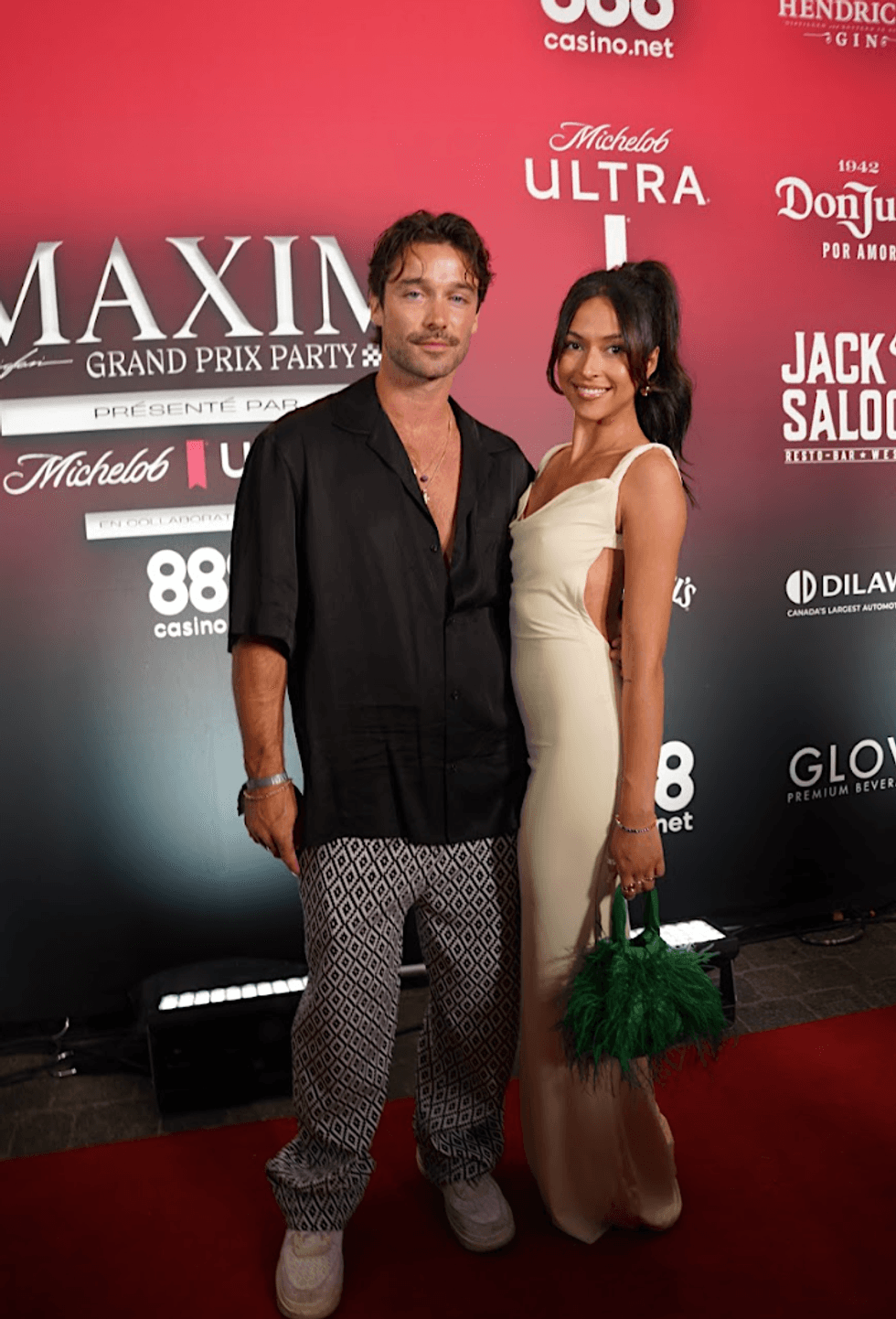 Joey Scarpellino et son accompagnatrice Valeria.