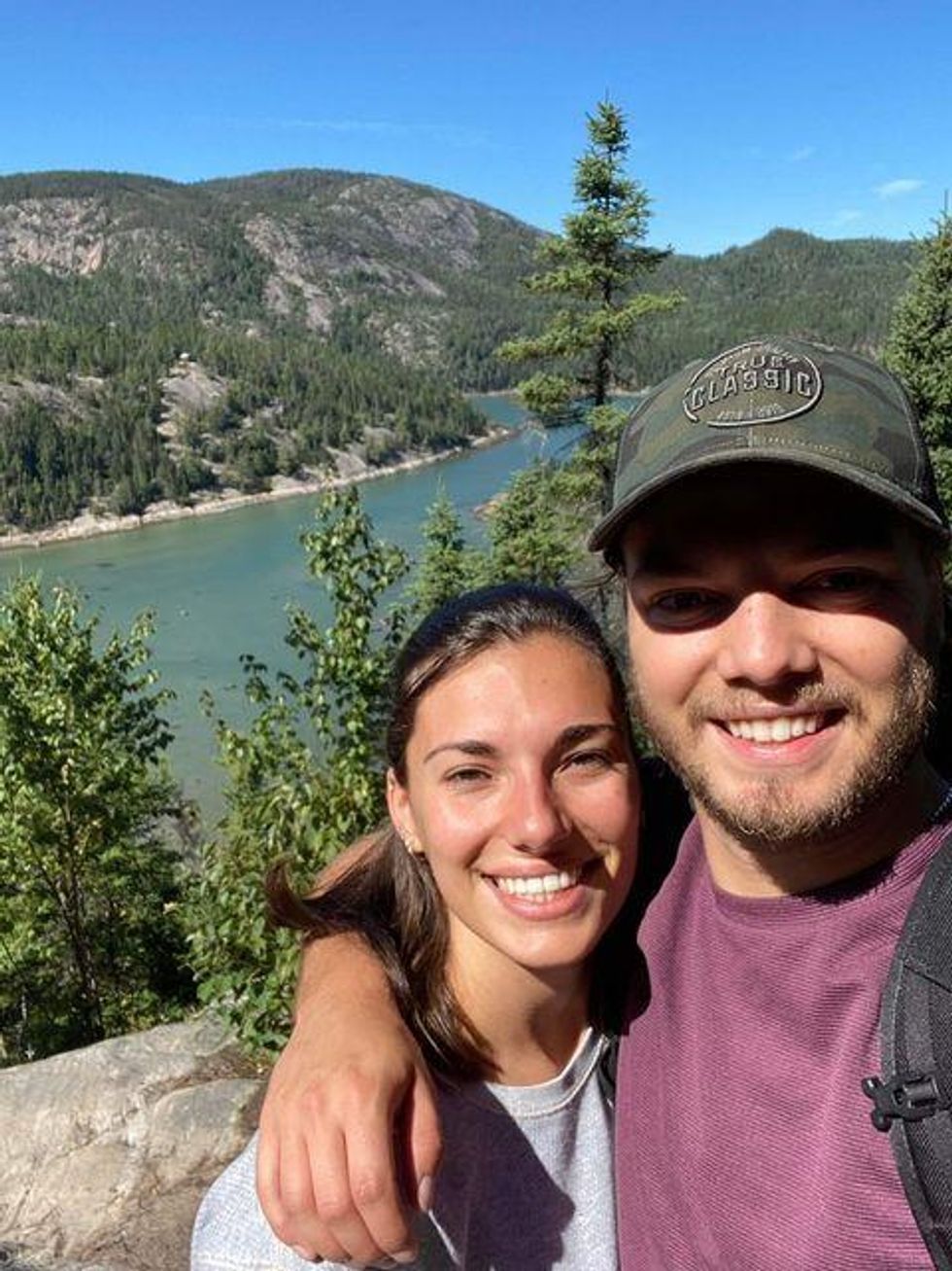 Karolane et J\u00e9r\u00e9my.