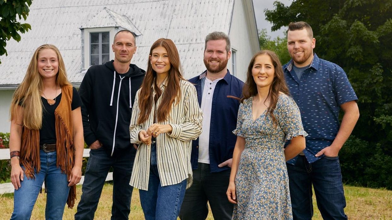 Katherine Levac et les cinq agriculteurs de L'amour est dans le pré 11.