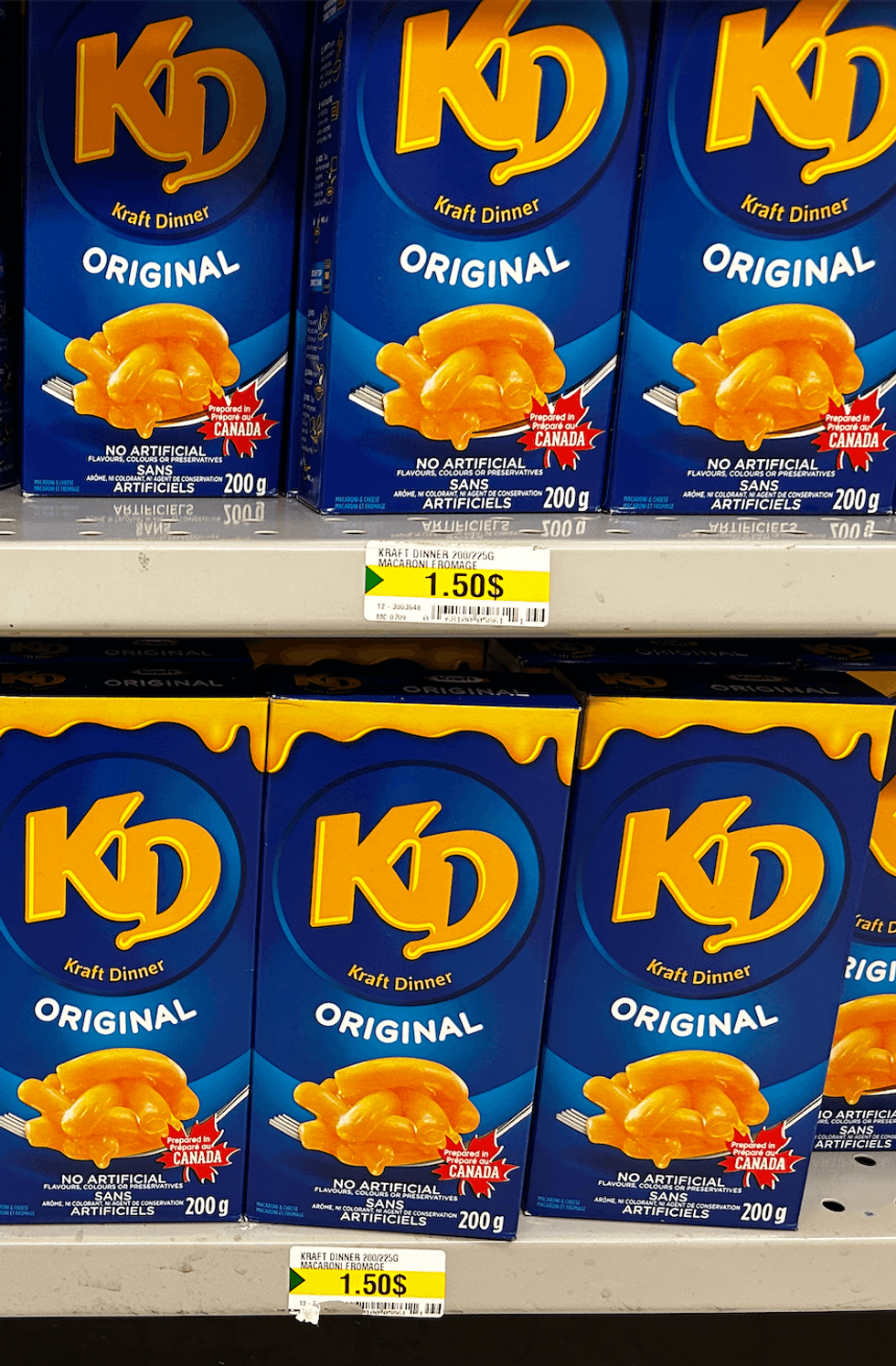 Kraft Dinner - Macaroni au fromage original en vente au Dollarama de Ch\u00e2teauguay.