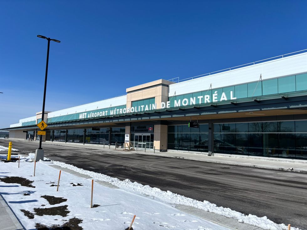 L'a\u00e9roport m\u00e9tropolitain de Montr\u00e9al.