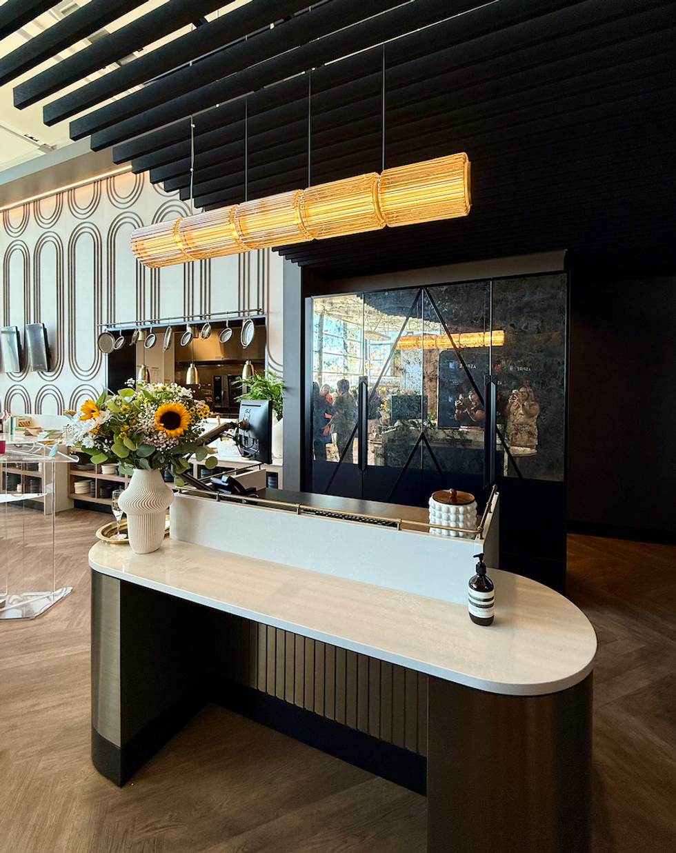 L'entr\u00e9e du nouveau salon Aspire AMEX.