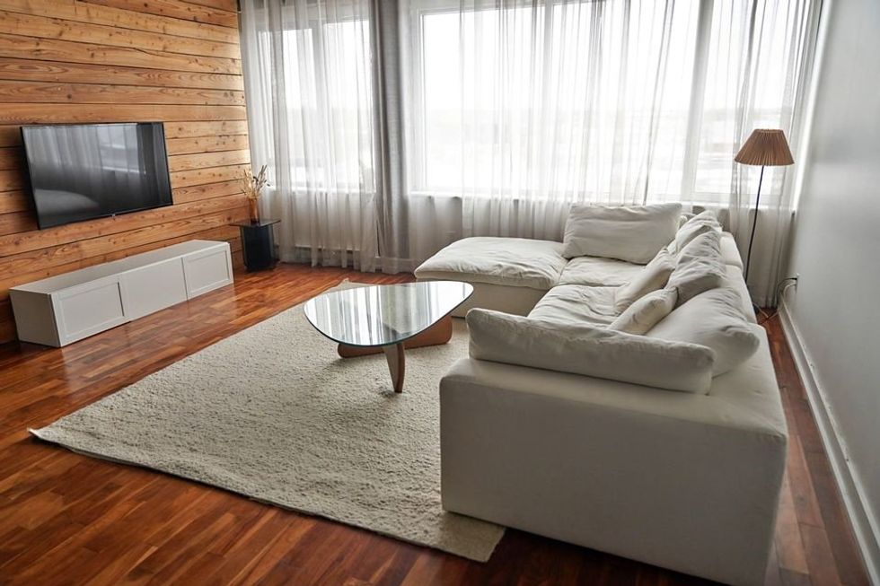 L'int\u00e9rieur du loft de Sacha Bourque.