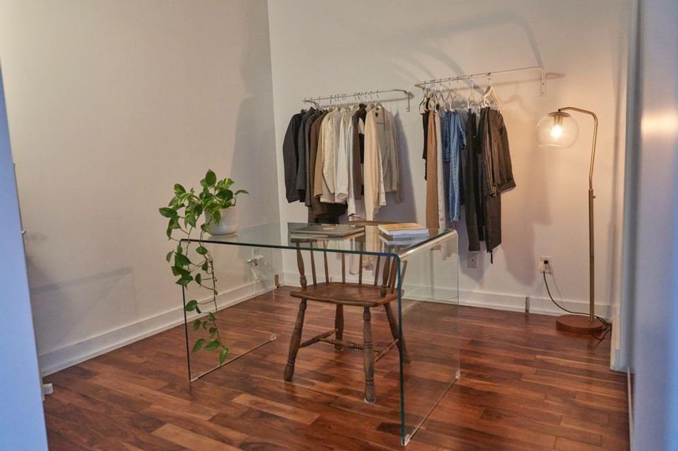 L'int\u00e9rieur du loft de Sacha Bourque.