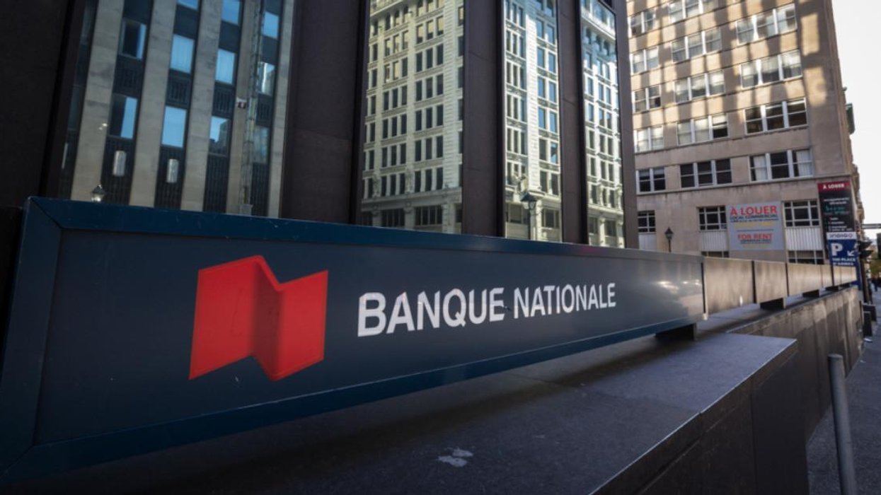 La Banque Nationale engage à Montréal pour 23,50 $ avec seulement un secondaire 5
