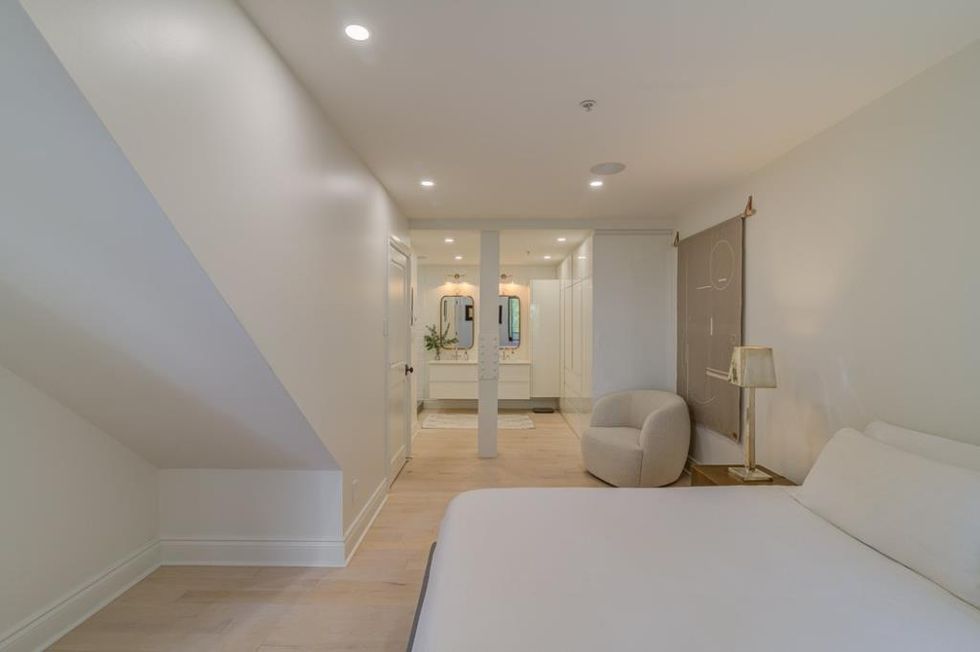 La chambre principale.