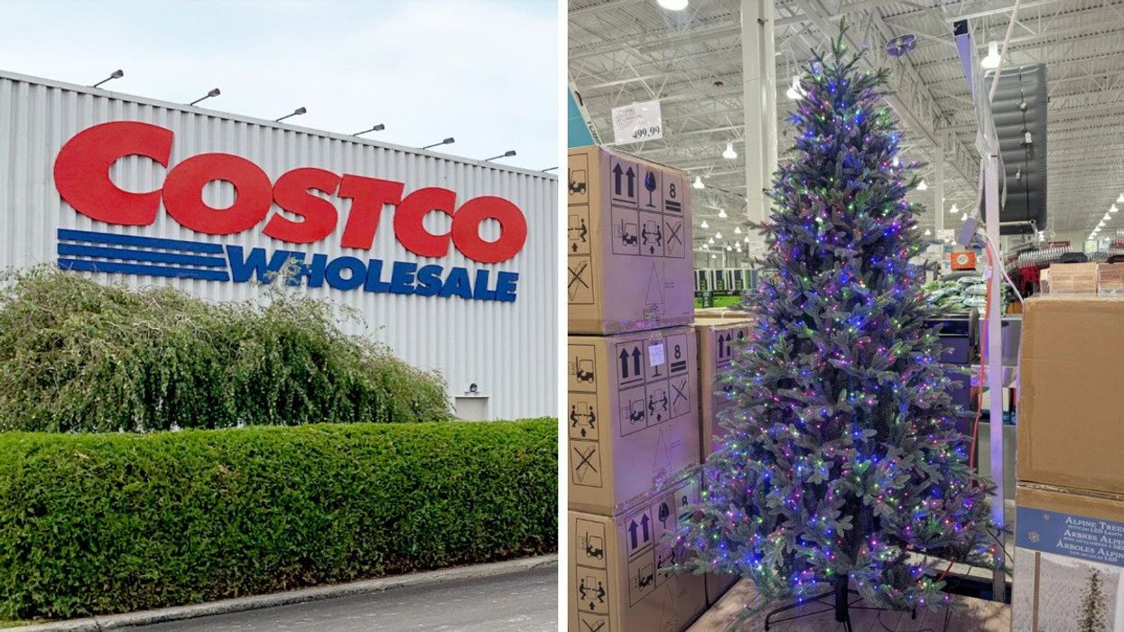 La devanture d'un entrepôt Costco. Droite : Un sapin de Noël à lumières multicolores