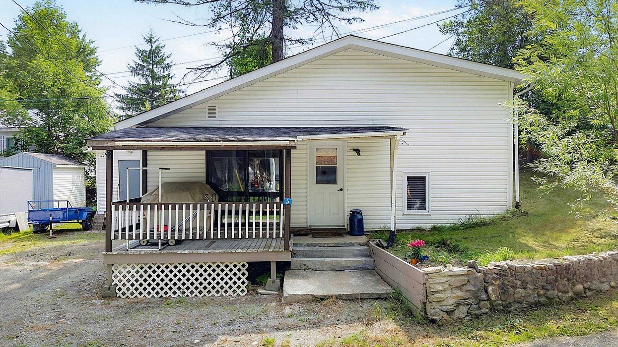 La devanture du chalet.