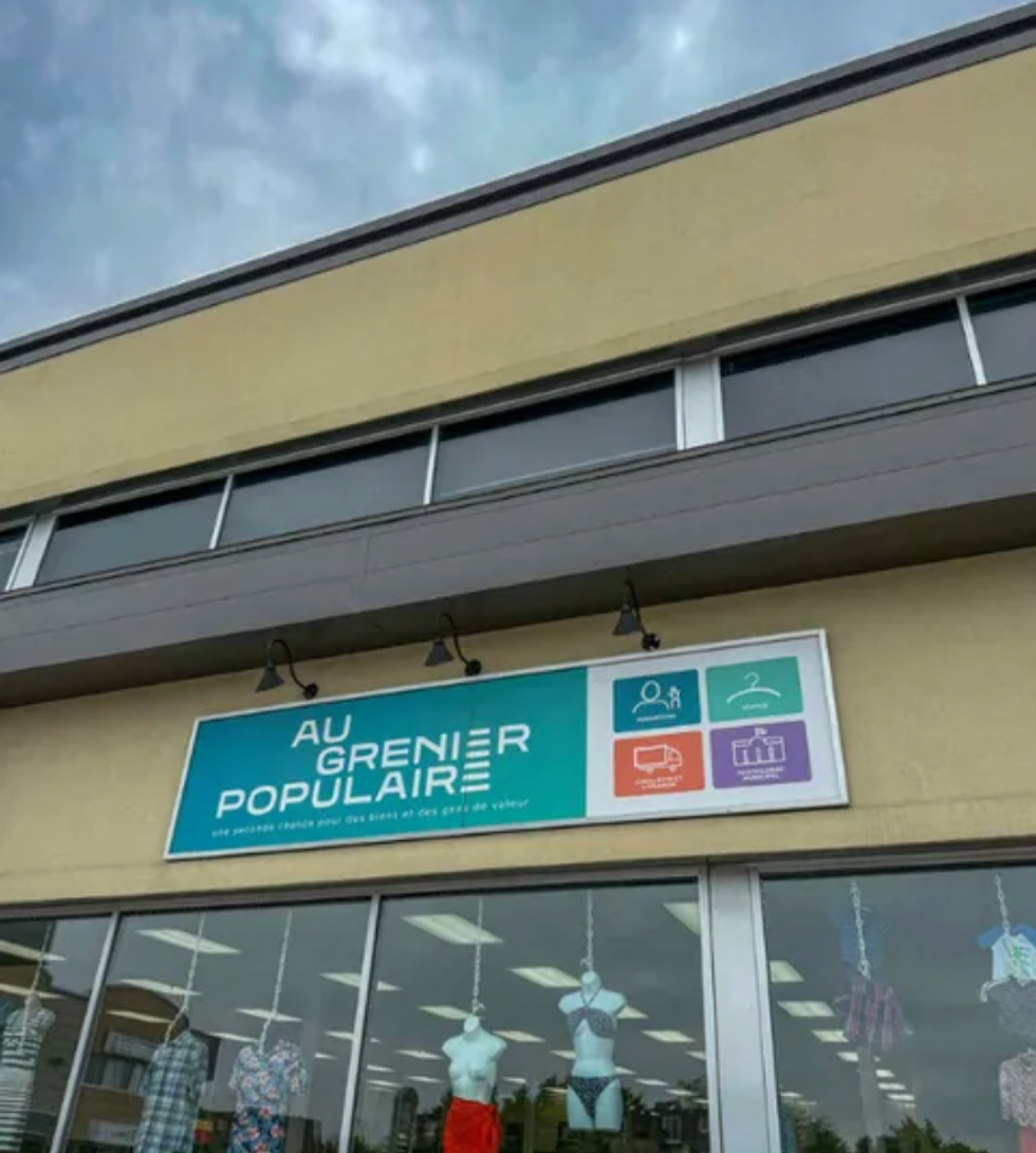 La devanture du Grenier Populaire des Basses-Laurentides.