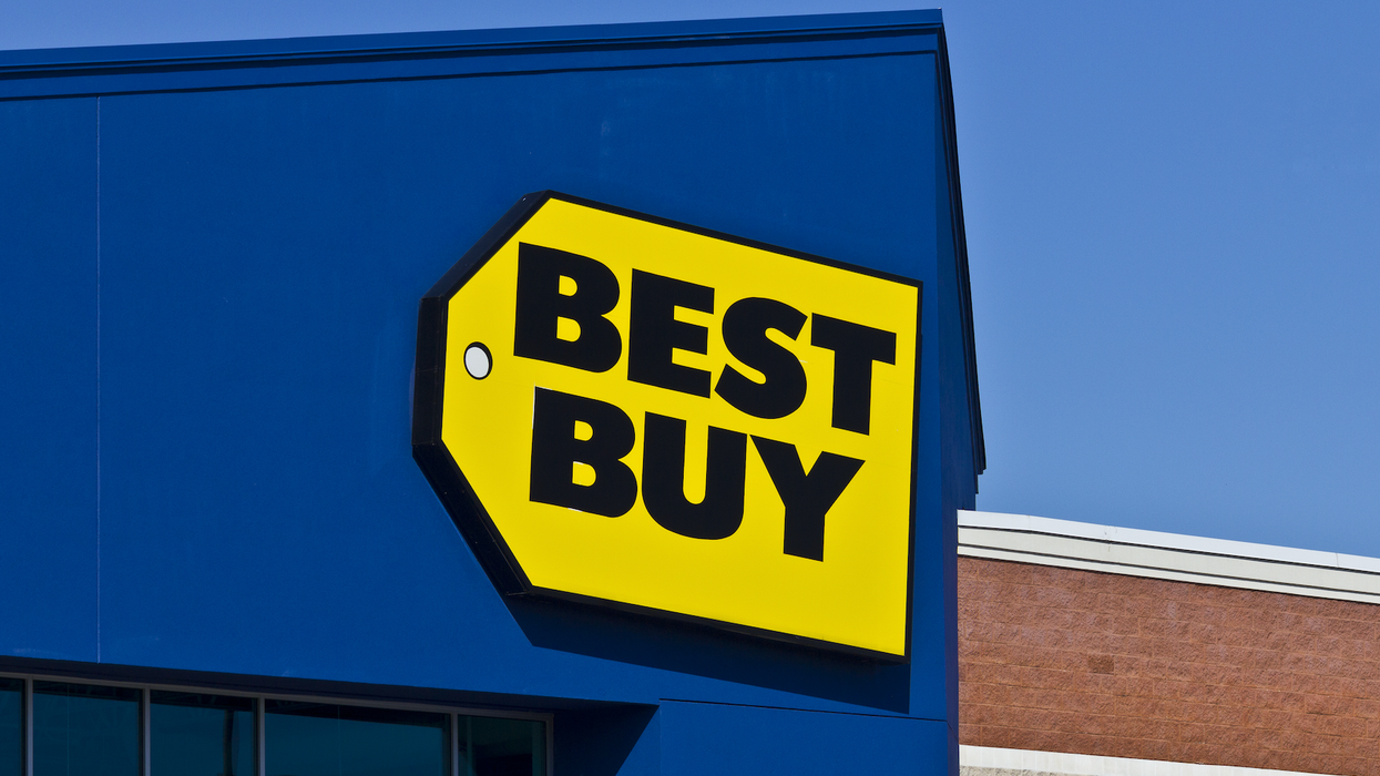 La façade d'un Best Buy.
