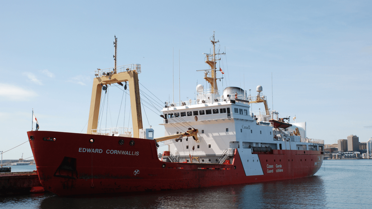 La Garde côtière canadienne recrute des serveurs sur les bateaux et ça paie 56 328 $/année