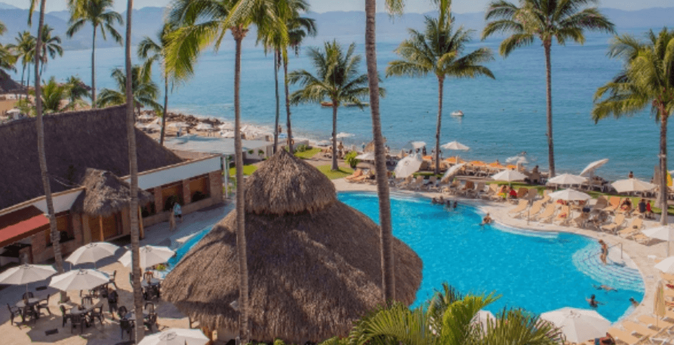 La piscine du Plaza Pelicanos Club Beach Resort