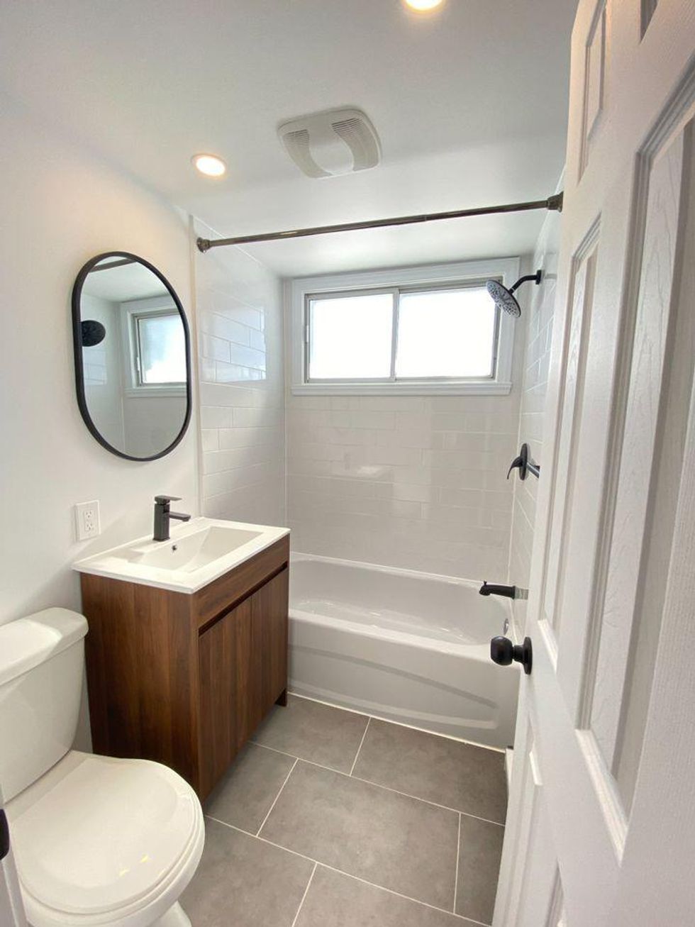 La salle de bain d'un des logements d'Adamo Marinacci.