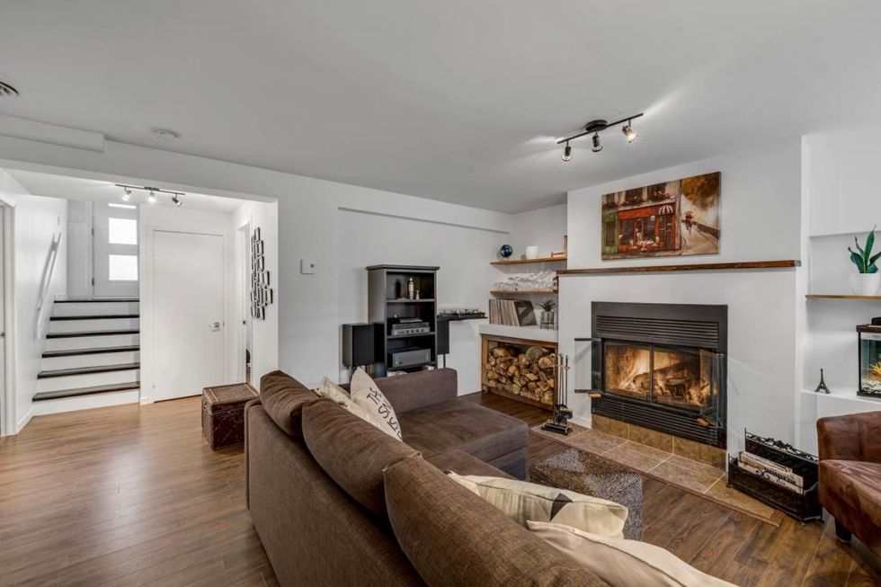 La salle familiale au sous-sol.