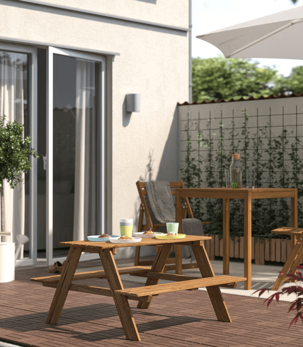 La table de pique pour enfants RES\u00d6 chez IKEA.