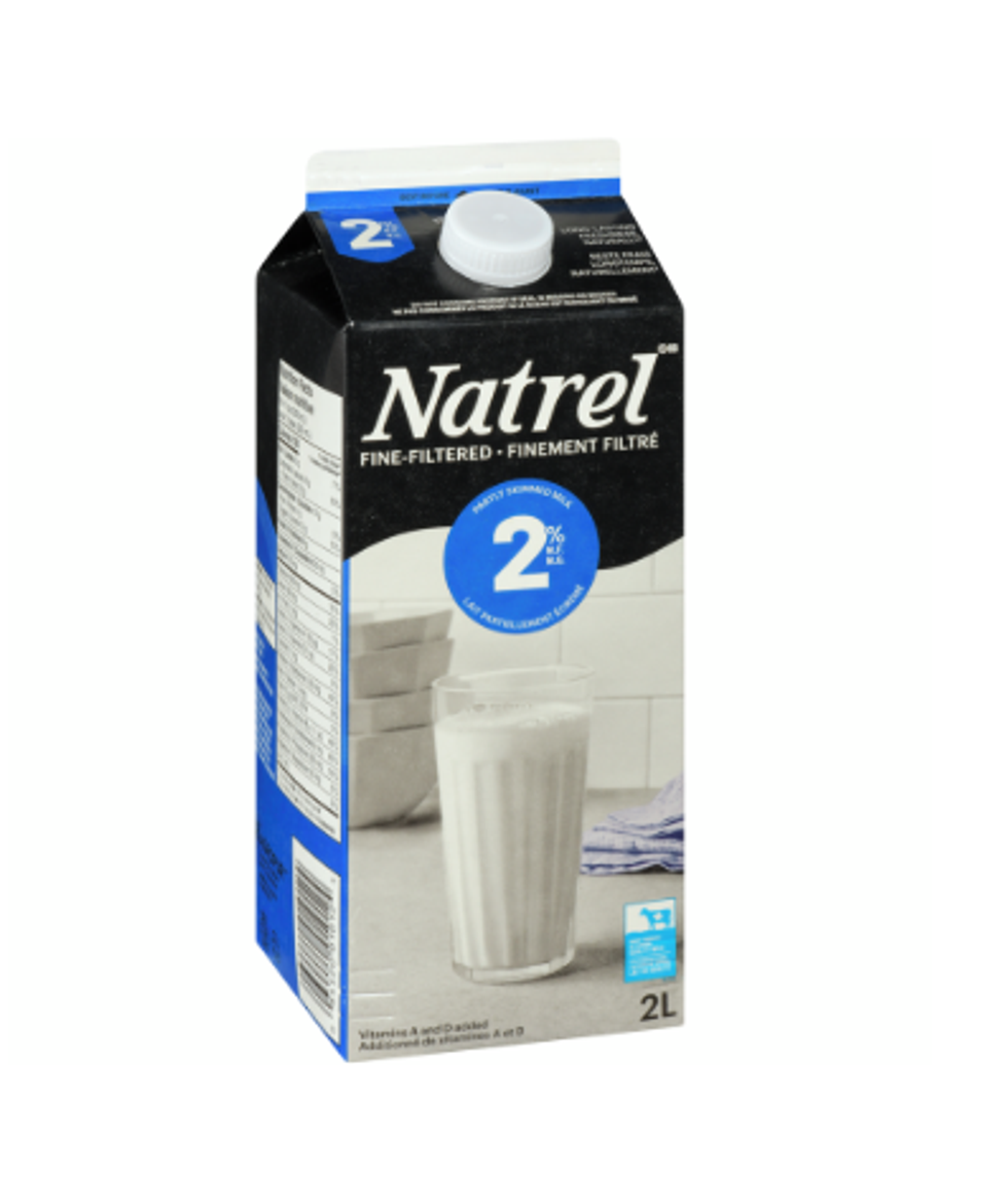 Lait finement filtr\u00e9 2 % Natrel.