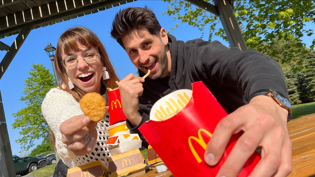 Laurie Forget et Alex Melki au McDonald's.