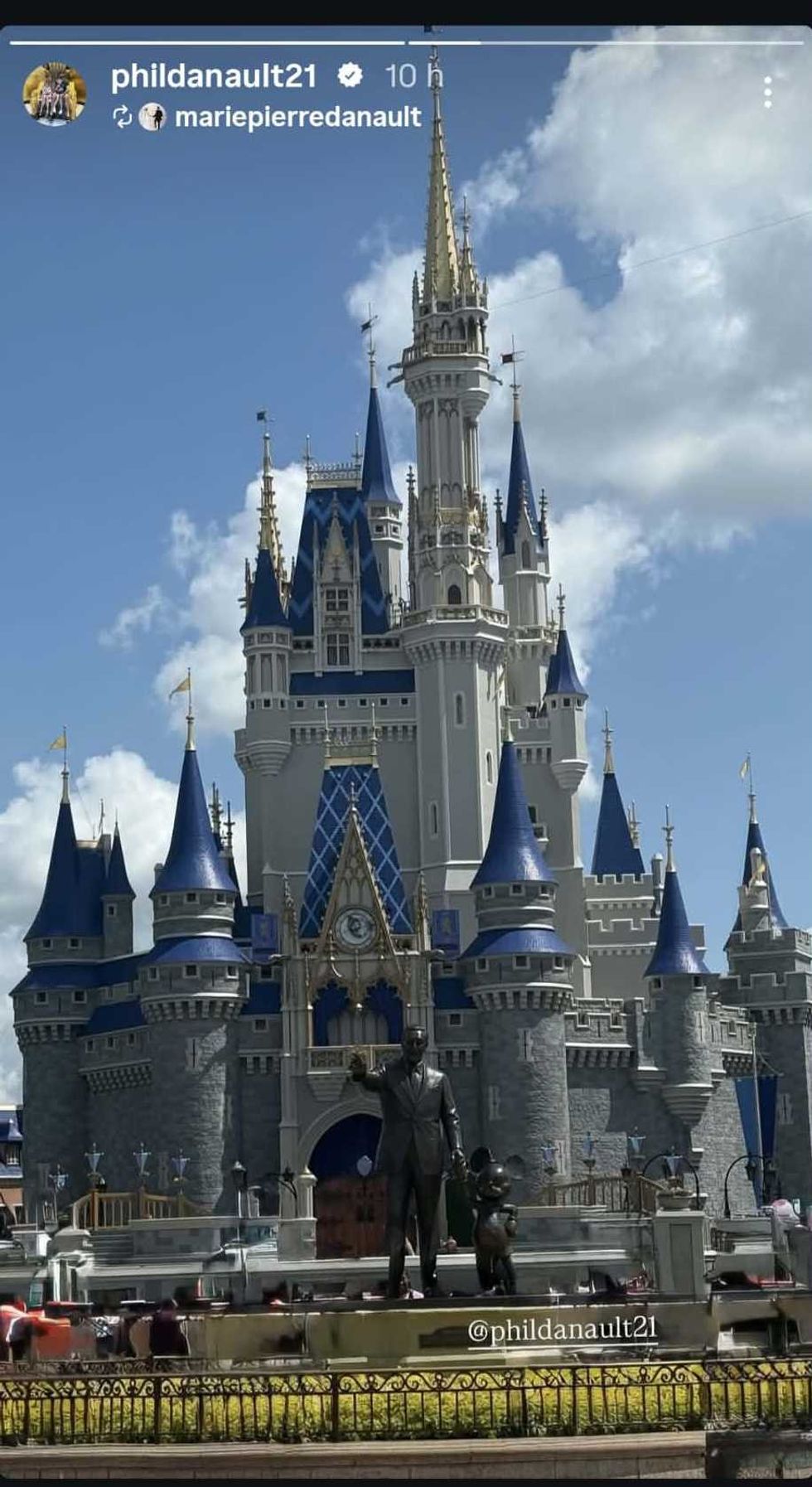 Le ch\u00e2teau de Cendrillon \u00e0 Walt Disney World.