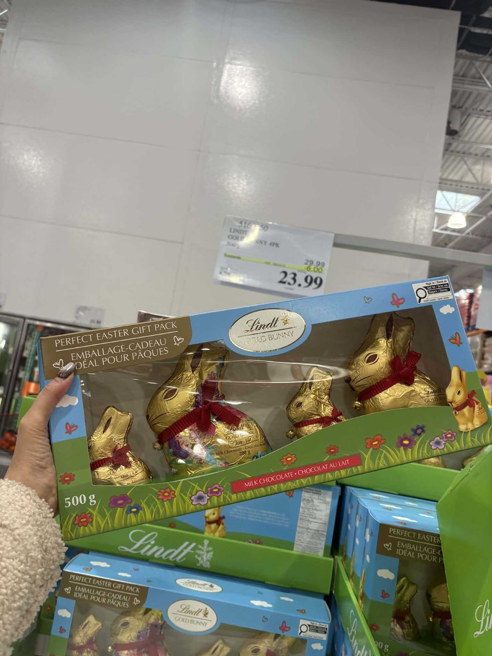 Le coffret de lapins en chocolat au lait Lindt Gold Bunny au Costco.