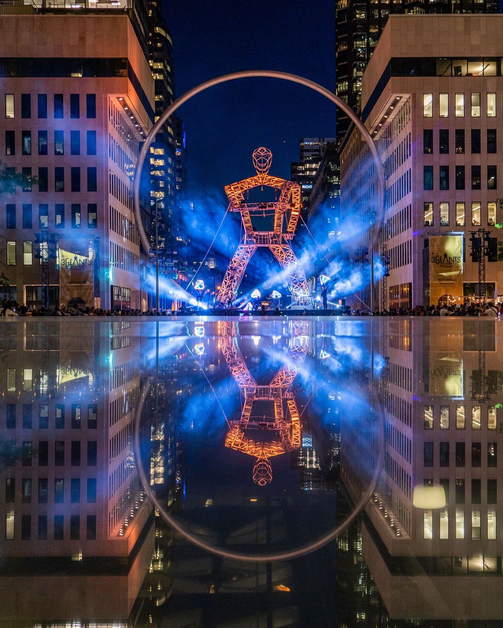 Le G\u00e9ant au festival Montr\u00e9al Compl\u00e8tement Cirque.