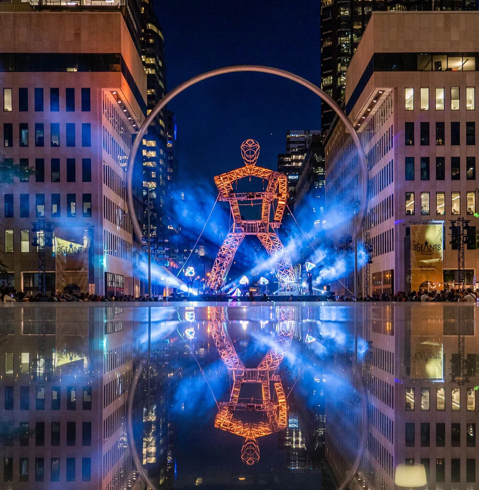 Le G\u00e9ant au festival Montr\u00e9al Compl\u00e8tement Cirque.