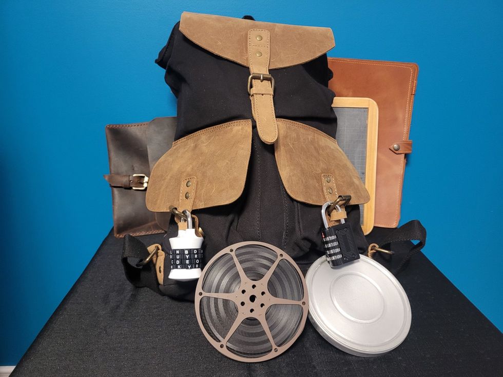 Le sac du jeu d'\u00e9vasion \u00ab Le myst\u00e8re de la capsule temporelle \u00bb \u00e0 Verdun.