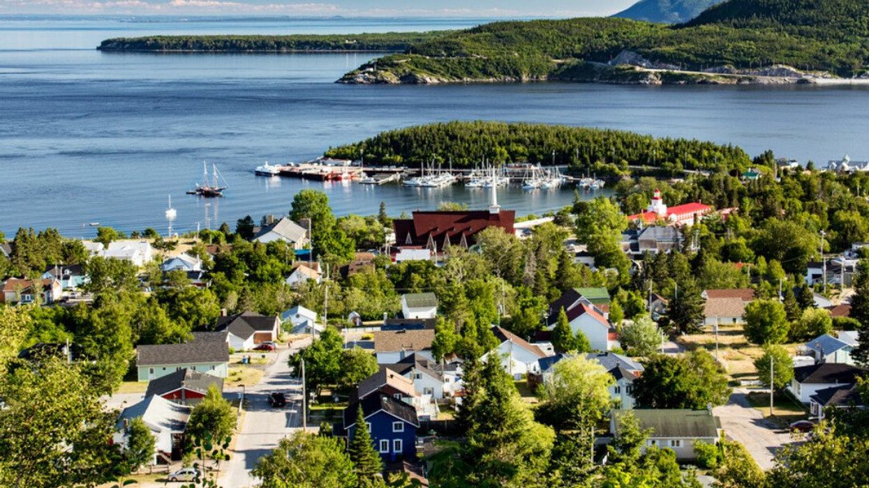 Le village de Tadoussac vu de haut.