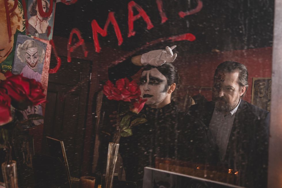 Les acteur.trices et le d\u00e9cor de la nouvelle maison hant\u00e9e \u00ab Th\u00e9\u00e2tre Fant\u00f4me \u00bb \u00e0 La Ronde.