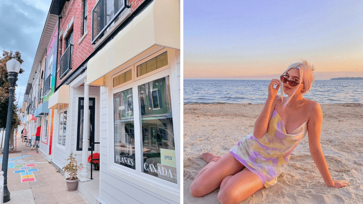 Les bâtiments d'une petite ville en Ontario. Droite : Une personne sur la plage.