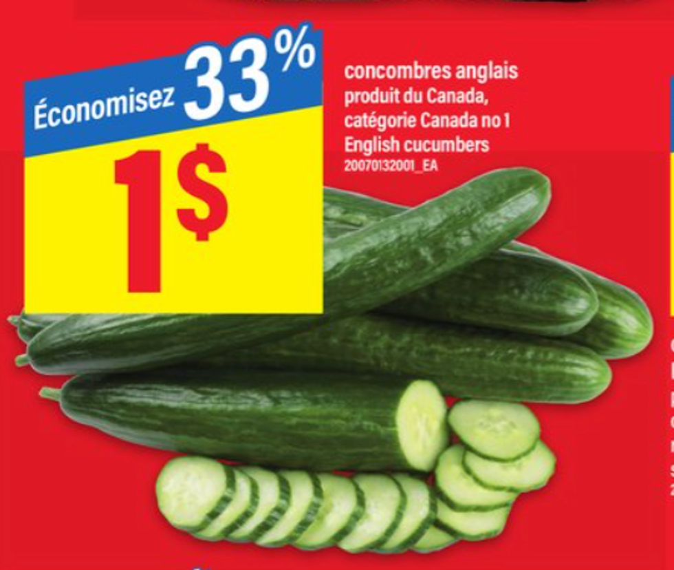 Les concombres anglais en rabais dans la circulaire du Maxi.