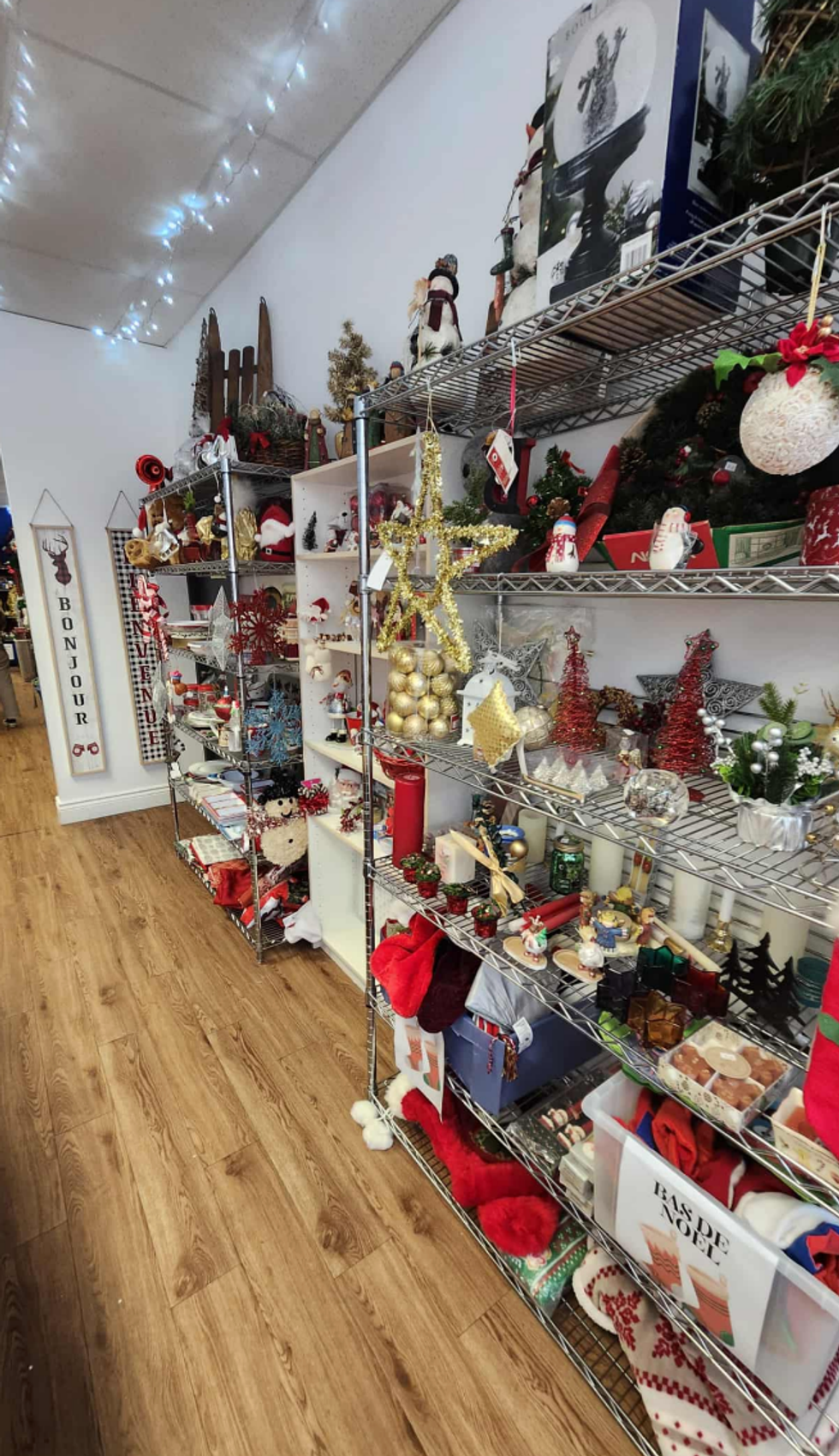 Les d\u00e9cos en vente \u00e0 la ressourcerie D\u00e9panne-TOUT.