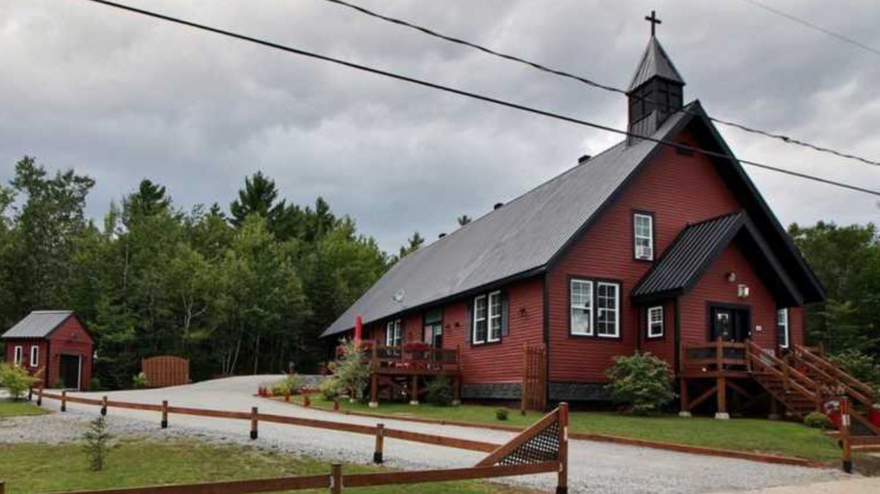 Maison à vendre au Québec : Ancienne chapelle rénovée au goût du jour à 299 000 $