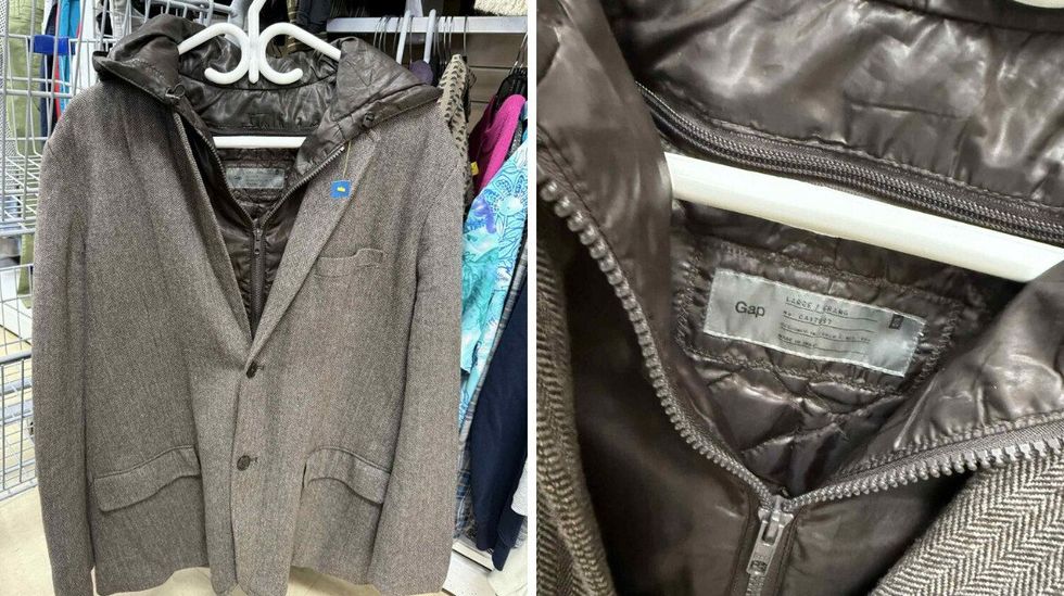 Manteau d'automne de style veston en laine avec doublure int\u00e9gr\u00e9e dans la section de liquidation pour adultes de la friperie Au Grenier Populaire.