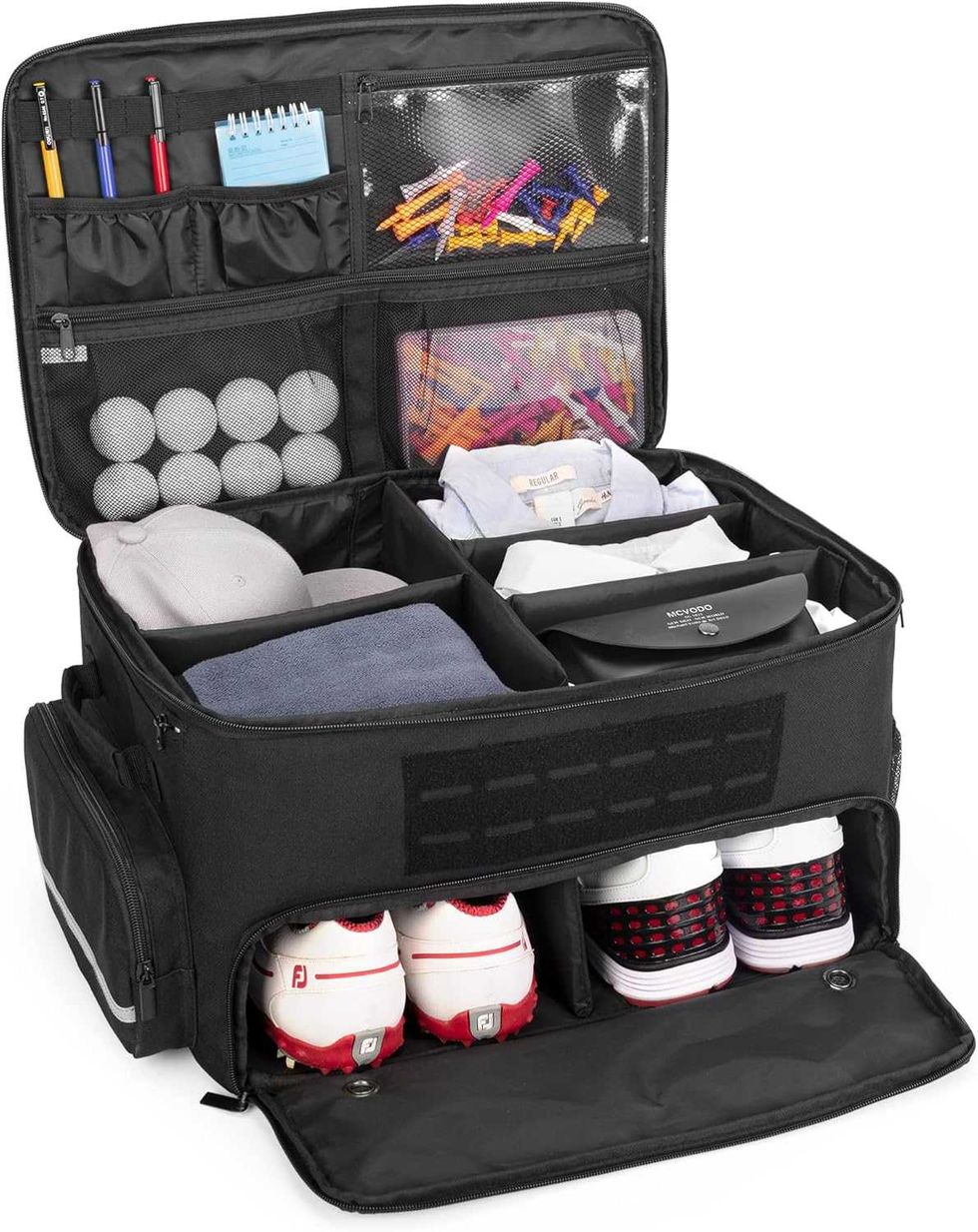 Organisateur de rangement pour \u00e9quipement de golf avec compartiments s\u00e9par\u00e9s et espace pour deux paires de chaussures \u00e0 vendre sur Amazon Canada.