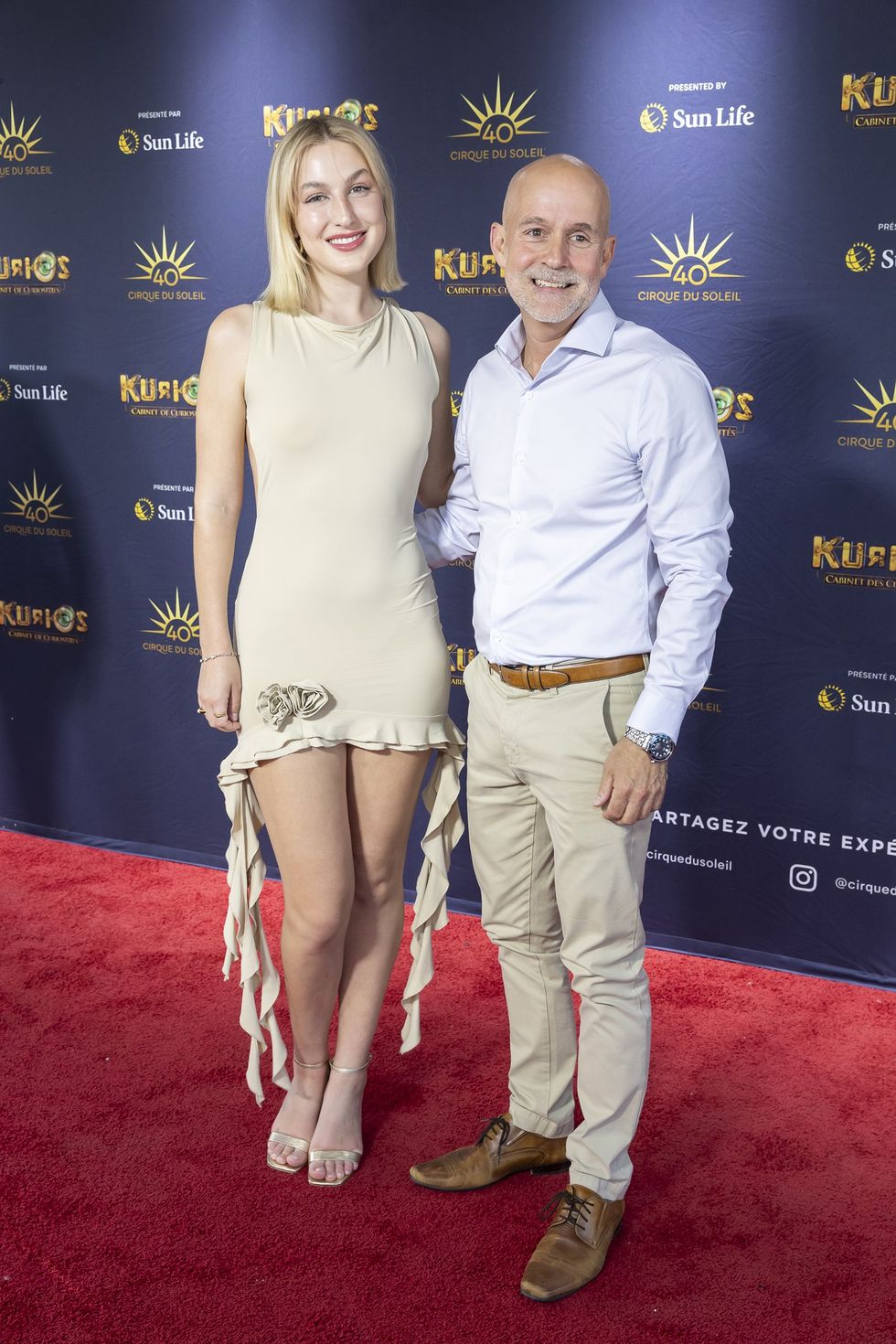 Pascale de Blois et son papa sur le tapis rouge de Kurios du Cirque du Soleil.