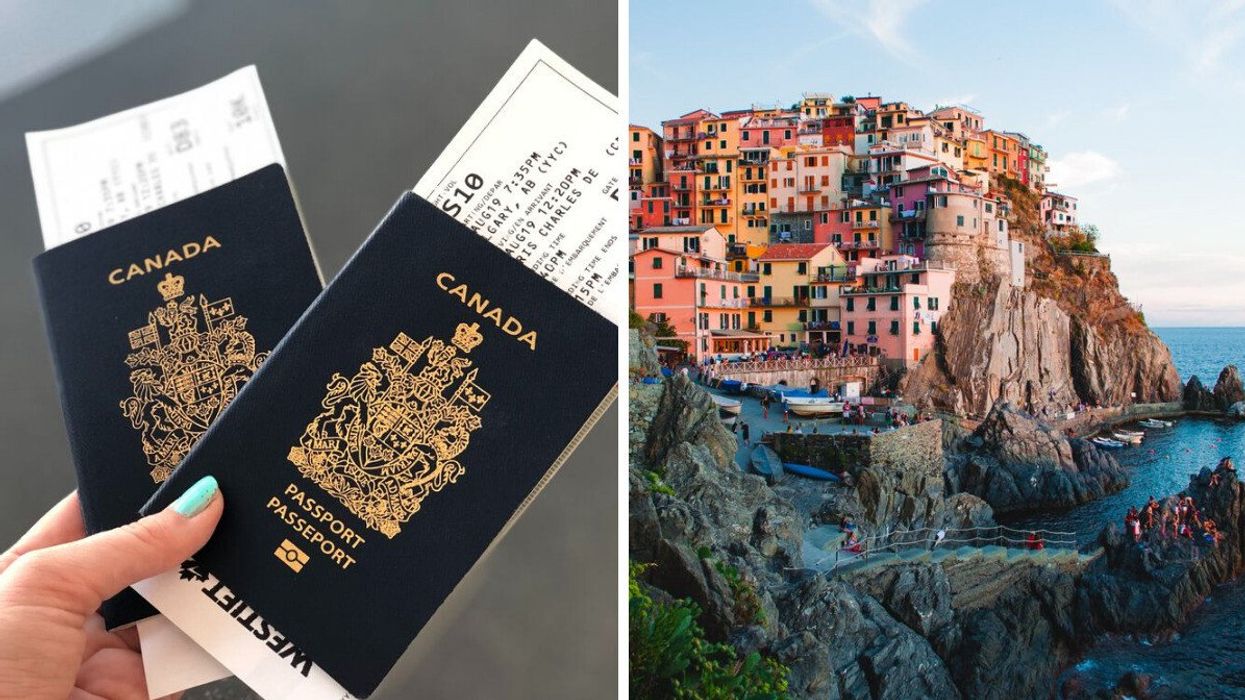 Passeports canadiens. Droite : Manarola en Italie.