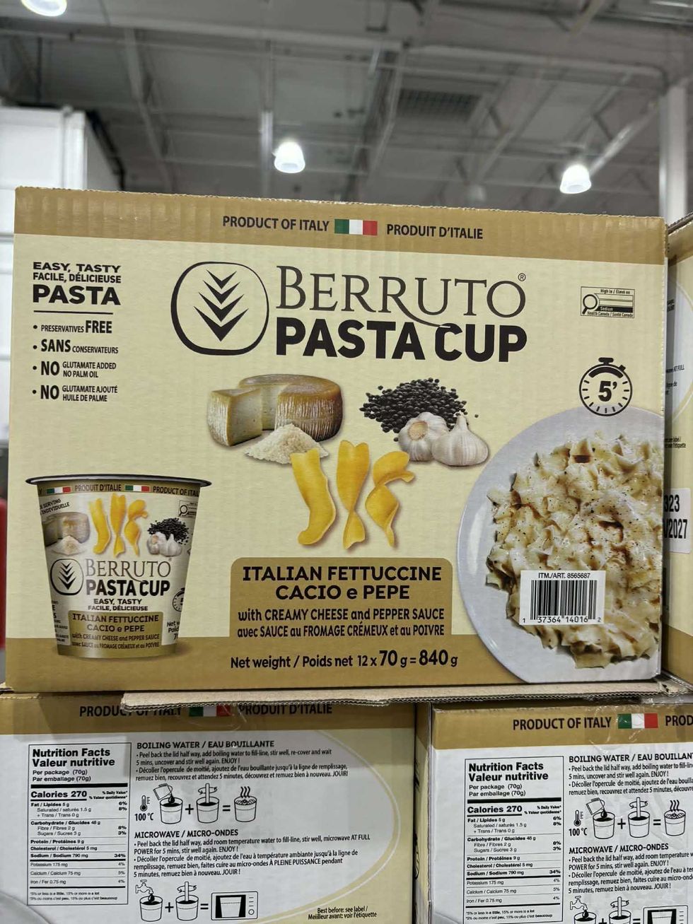 Pasta Cup Cacio e Pepe Berruto avec sauce au fromage cr\u00e9meux et poivre au Costco.