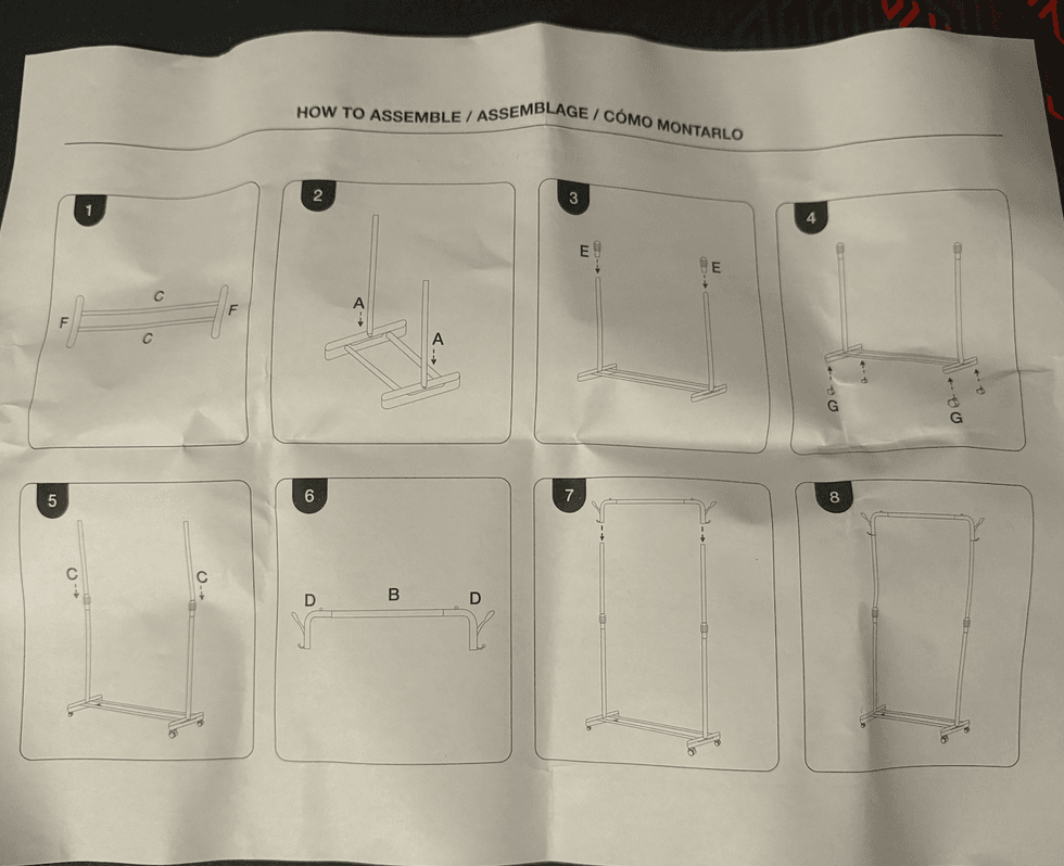 Plan d'assemblage du porte-v\u00eatements mobile vendu chez Dollarama.