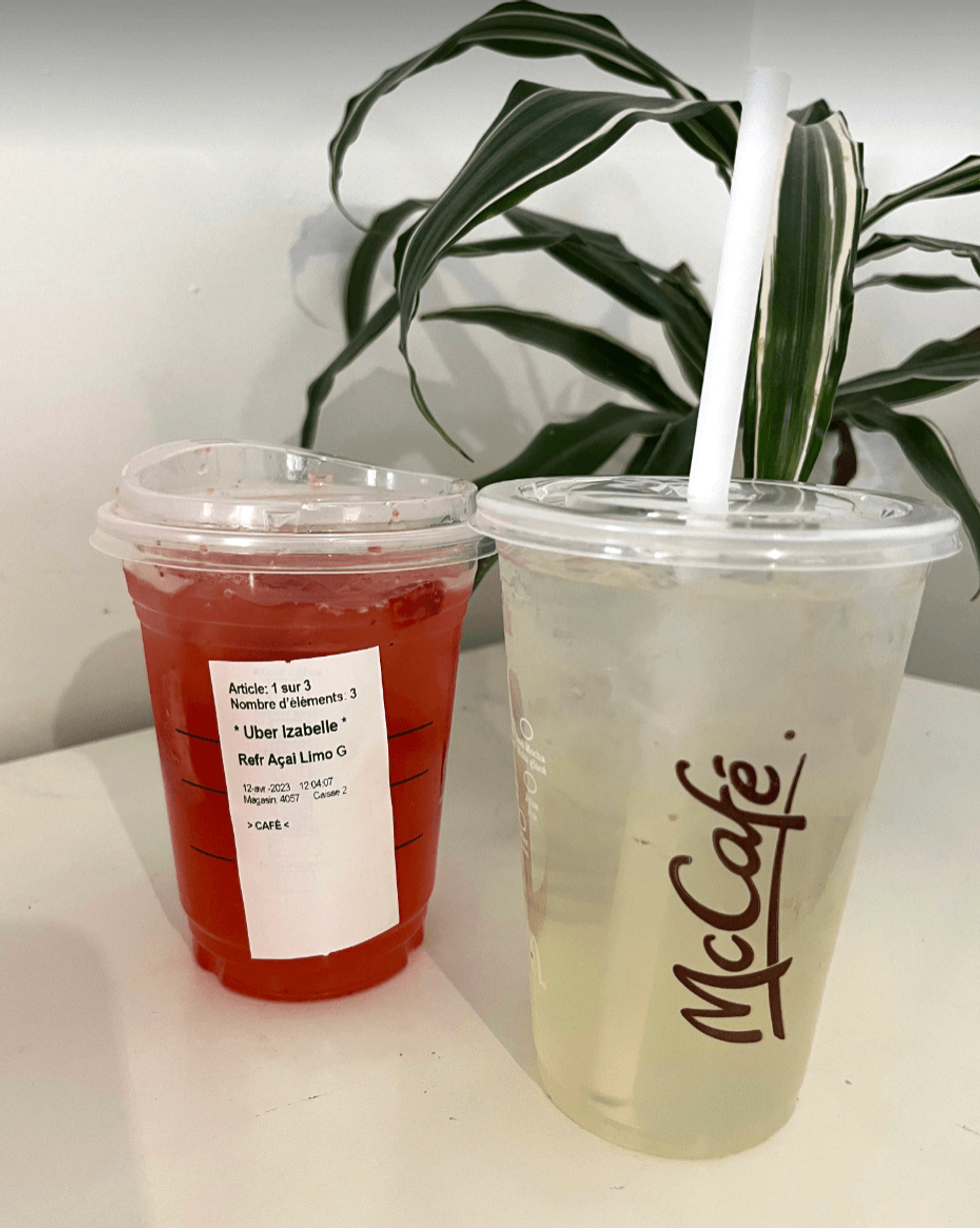 Refreshers fraise a\u00e7a\u00ef \u00e0 la limonade et Splash fra\u00eecheur au citron